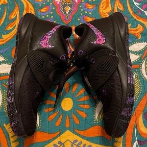 Nike Kyrie Flytrap III Basketball Shoes